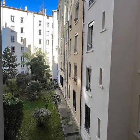 Nid De Calme Climatise 里昂